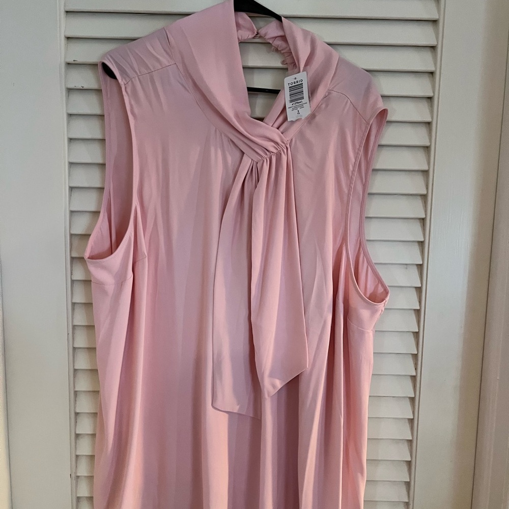 Torrid Almond Blossom Sleeveless Blouse